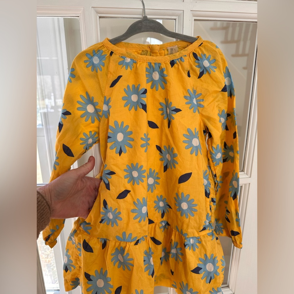 Primary Yellow Dress with Blue Flowers 100% cotton Tags size 4